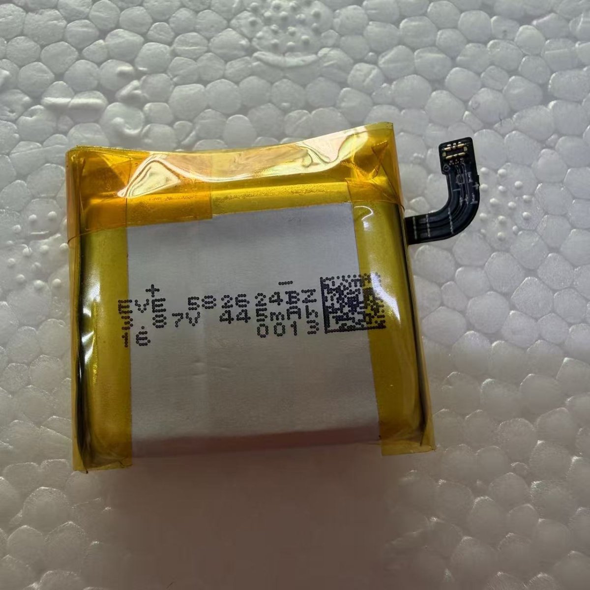 PL582624 Replacement Smart Watch Battery for Repair Wholesale - Image 5